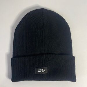 Woman’s UGG beanie